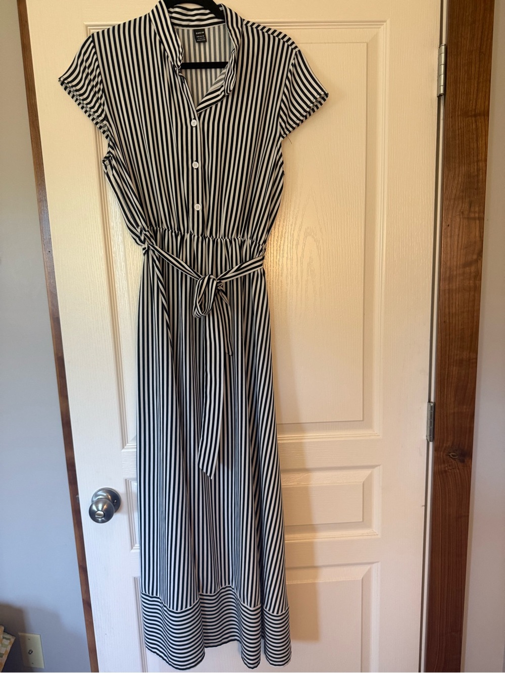 SHEIN Black and White Vertical Stripe Maxi Dress with Tie Waist